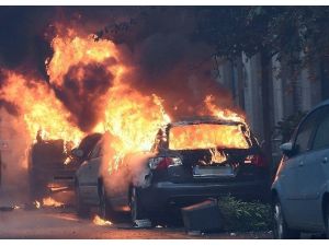 Expo Karşıtı Gösteriler Milano’yu Alevler İçinde Bıraktı