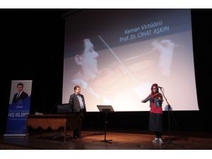 Aşkın: “Şov Dünyası İle Sanat Dünyası Ayrıdır”