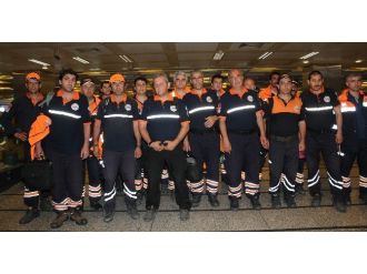Nepal’e Giden Afad Ve Akut Ekipleri Yurda Yöndü