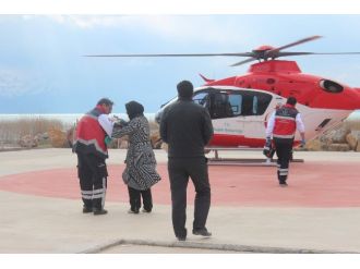 4 Yaşındaki Çocuğun İmdadına Ambulans Helikopter Yetişti