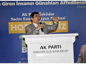 Bakan Güllüce, 1 Mayıs İşçi Bayramı Nedeniyle Düzenlenen Programa Katıldı