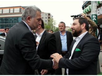 Ak Parti Milletvekili Adayları, Çekmeköy’de Kafe Açılışını Yaptı