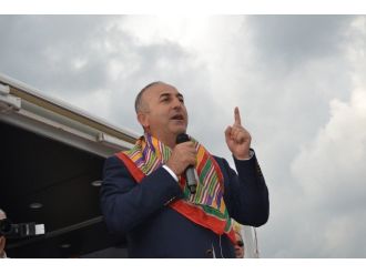 Dışişleri Bakanı Mevlüt Çavuşoğlu; “Bunlara İki Koyunu Teslim Etsen Birini Kaybeder, Diğerini Kurda Yedirir”