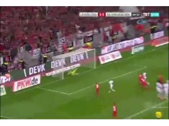 Hakan Çalhanoğlu’ndan Müthiş Frikik