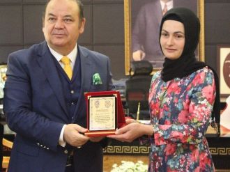 Çarşamba’da Yılın Sürücüsü Sema’ya Ödül