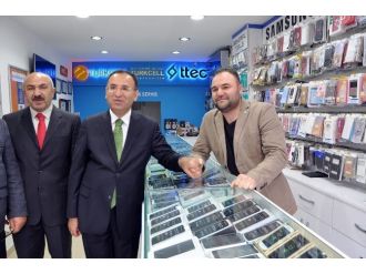 Bekir Bozdağ: “Chp, Dhkp-c Ve Sol Örgütlerle Kol Kola Geziyor”