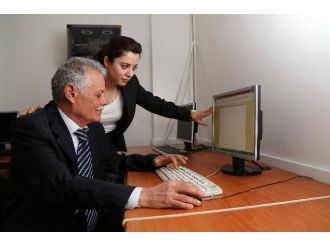 Torunu “Bilmiyorsun” Deyince İnat Edip Öğrendi