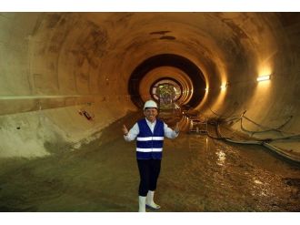 Kadir Topbaş Metro Şantiyesinde Duygulandı