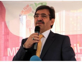 Çevre Ve Şehircilik Bakanı Güllüce, Minikleri Bilim Fuarı’nda Yalnız Bırakmadı