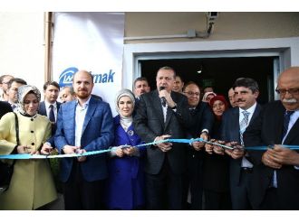 Cumhurbaşkanı Erdoğan, Türgev’in Açılışını Ailece Yaptı