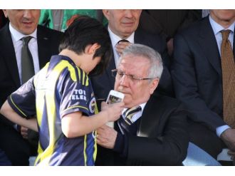 Açılışı Aziz Yıldırım Yaptı