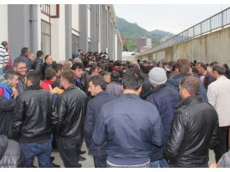 Çaykur’a Alınacak Bin 652 Kişi İçin Kura Çekimi Rize Kapalı Spor Salonu’nda Başladı