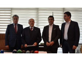 Bursaspor Başkan Adaylığından Çekildi