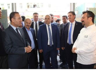 Bozdağ, Hdp’nin Ysk’ya Yaptığı Başvuruyu Değerlendirdi