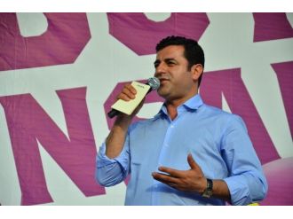 Hdp Eş Genel Başkanı Selahattin Demirtaş: