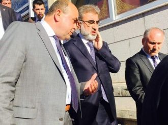 Enerji Bakanı Yıldız, Yerköy Esnafını Ziyaret Etti