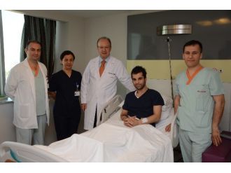 Kalpteki 6,5 Santimetrelik Tümöre Koltuk Altından Müdahale
