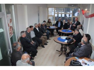 Pekşen Ziyaretlerinde Emeklileri De Unutmadı