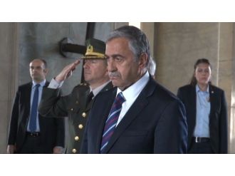 Kktc Cumhurbaşkanı Anıtkabir’i Ziyaret Etti