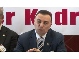 Görevini Açıkladı: Obama’ya G.saray Forması Giydirmek