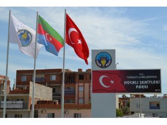Azerbaycan Bayrağının Ters Asıldığı Ortaya Çıktı