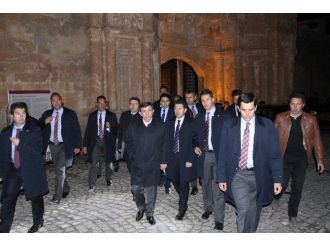 Başbakan Davutoğlu Doğubayazıt’ta