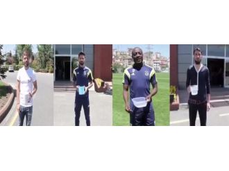 F.bahçe Ülker’i Futbolcular Su Dökerek Uğurladı