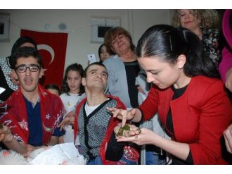 Engelli Asker Adaylarına Kına Gecesi