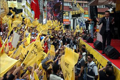 Sarıgülden Baykala komplo çıkışı 