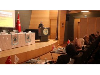Üsküdar Üniversitesi’nde “Postkolonyalizm” Konferansı