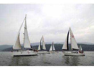 17 Saatlik Güney Marmara Yelken Yarışının Galibi Eker Oldu