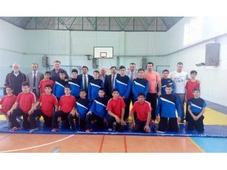 Güreş Federasyonu Başkanı Aydın Altınova’da