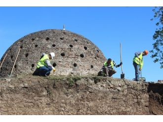 Tarihi Hamam Restore Ediliyor