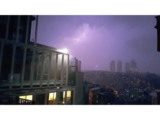 İstanbul’da Elektriklerin Kesilme Anı Kamerada
