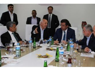 Bakan Zeybekci’den Dondan Etkilenen Çiftçilere Müjde
