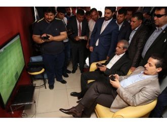 Bakan Çelik Ve Başkan Demirkol Esnaf Ziyaretinde