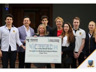 Tarabya İngiliz Okulları’na Dünya Girişimcilik Ödülü
