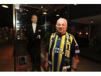 Sarı Lacivert Renklere Gönül Vermişti