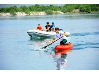 Büyükşehir Kürekleri Madalyaları Topladı