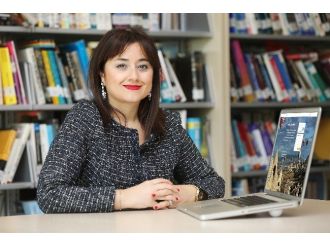 Zeki Alasya’nın Yası Sanal Alemde De Tutuldu
