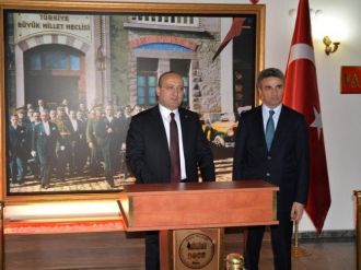 Başbakan Yardımcısı Akdoğan, Vali Baruş’u Ziyaret Etti