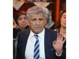 Elibol: “İngiltere’deki Olay Türkiye’deki Muhalefet Parti Liderlerine Örnek Olsun”