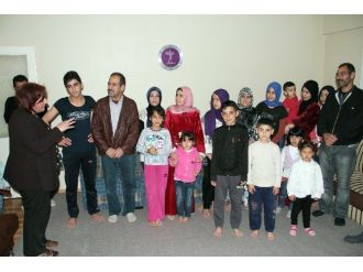 İş Adamı Mültecilere Ev Bağışladı