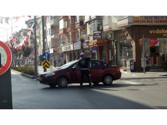 Çanakkale’de Feribot Kuyruğu
