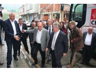 Vatandaşlar Chp Adayı Haluk Pekşen’den Sorunlarına Çözüm İstiyor
