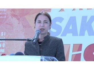 Bakan İslam ’8. Uluslararası Öğrenci Buluşması’na Katıldı