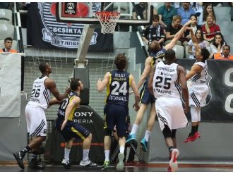 Derbinin Galibi Fenerbahçe