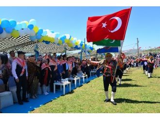 Altıeylül’de Ayvatlar Şölen İle Coştu