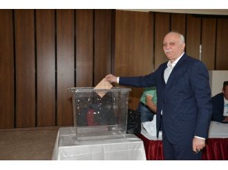 Tzob’da Bayraktar Yönetimi Güven Tazeledi