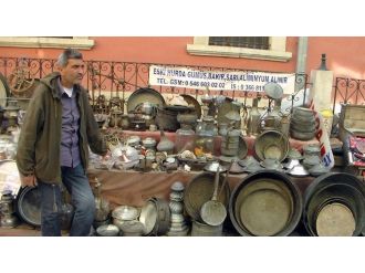 (Özel Haber) İnebolu’nun Tek Antikacısı Geçmişten Geleceğe Işık Tutuyor
